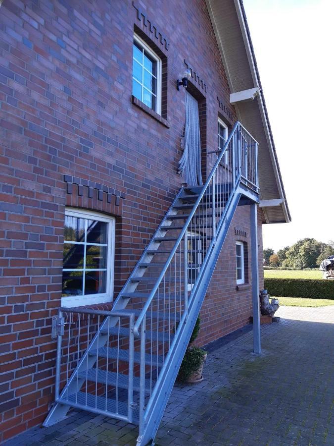 Helgas Ferienwohnung 4 Sterne Sudbrookmerland Экстерьер фото
